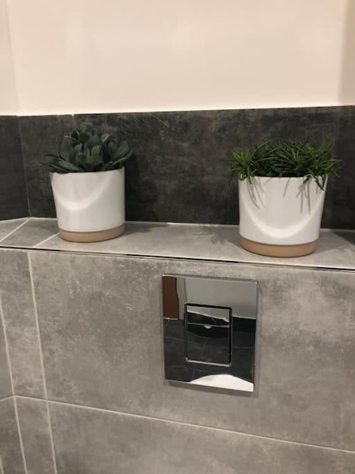 Stunning Apartment In Leeds- Financial District ليدز المظهر الخارجي الصورة