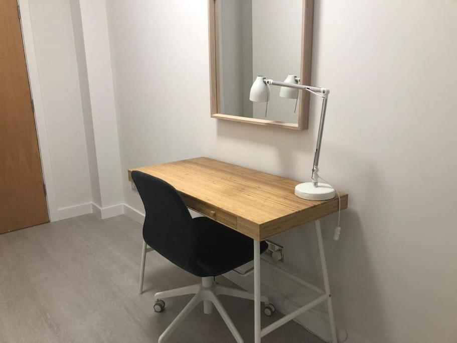 Stunning Apartment In Leeds- Financial District ليدز المظهر الخارجي الصورة