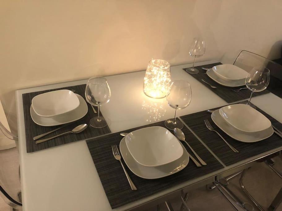 Stunning Apartment In Leeds- Financial District ليدز المظهر الخارجي الصورة