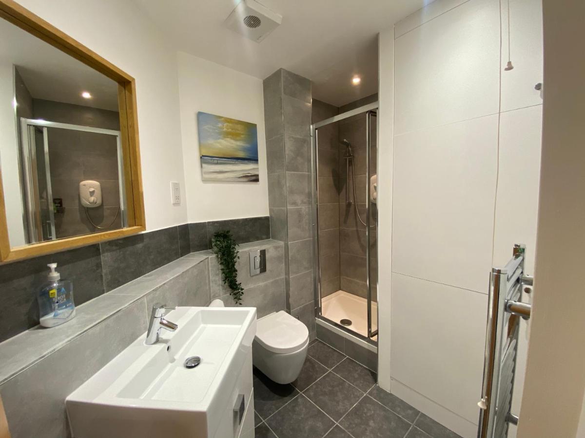 Stunning Apartment In Leeds- Financial District ليدز المظهر الخارجي الصورة