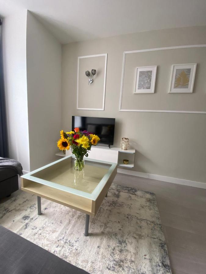 Stunning Apartment In Leeds- Financial District ليدز المظهر الخارجي الصورة